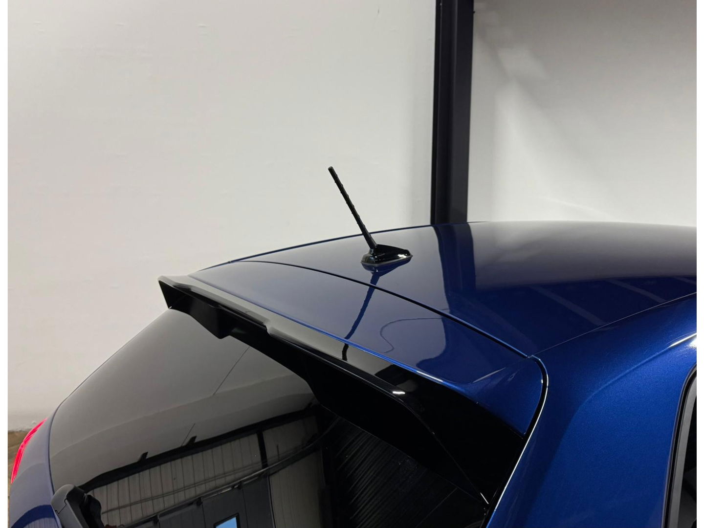 Volkswagen Polo 1.0 TSI R-Line CAM CARPLAY BLINDSPOT