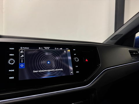 Volkswagen Polo 1.0 TSI R-Line CAM CARPLAY BLINDSPOT