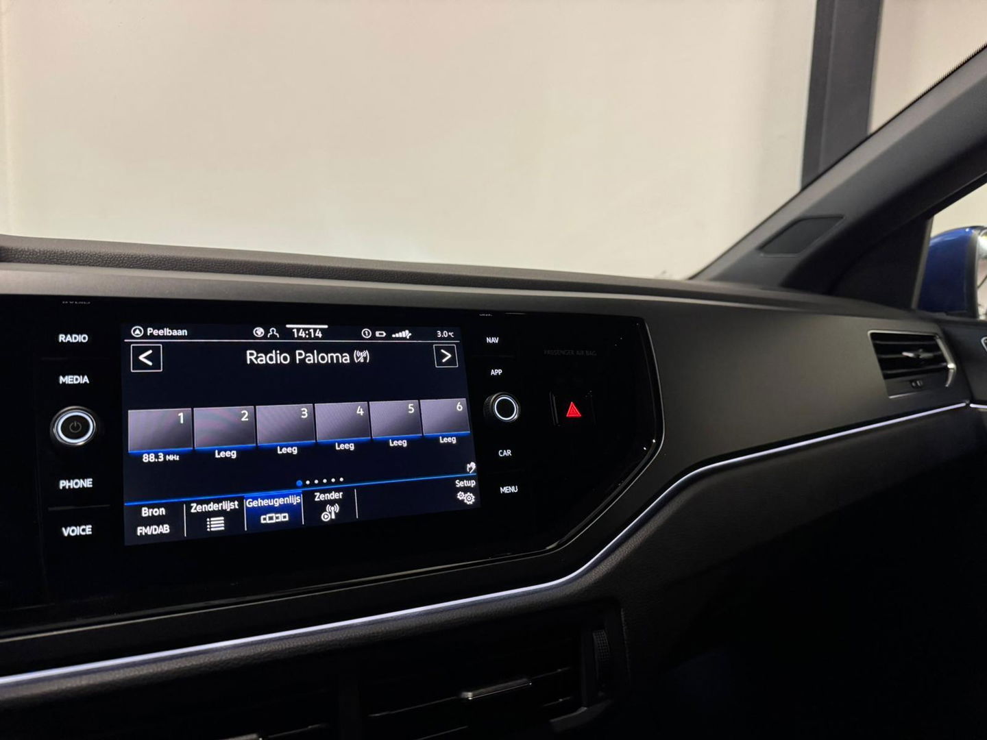 Volkswagen Polo 1.0 TSI R-Line CAM CARPLAY BLINDSPOT