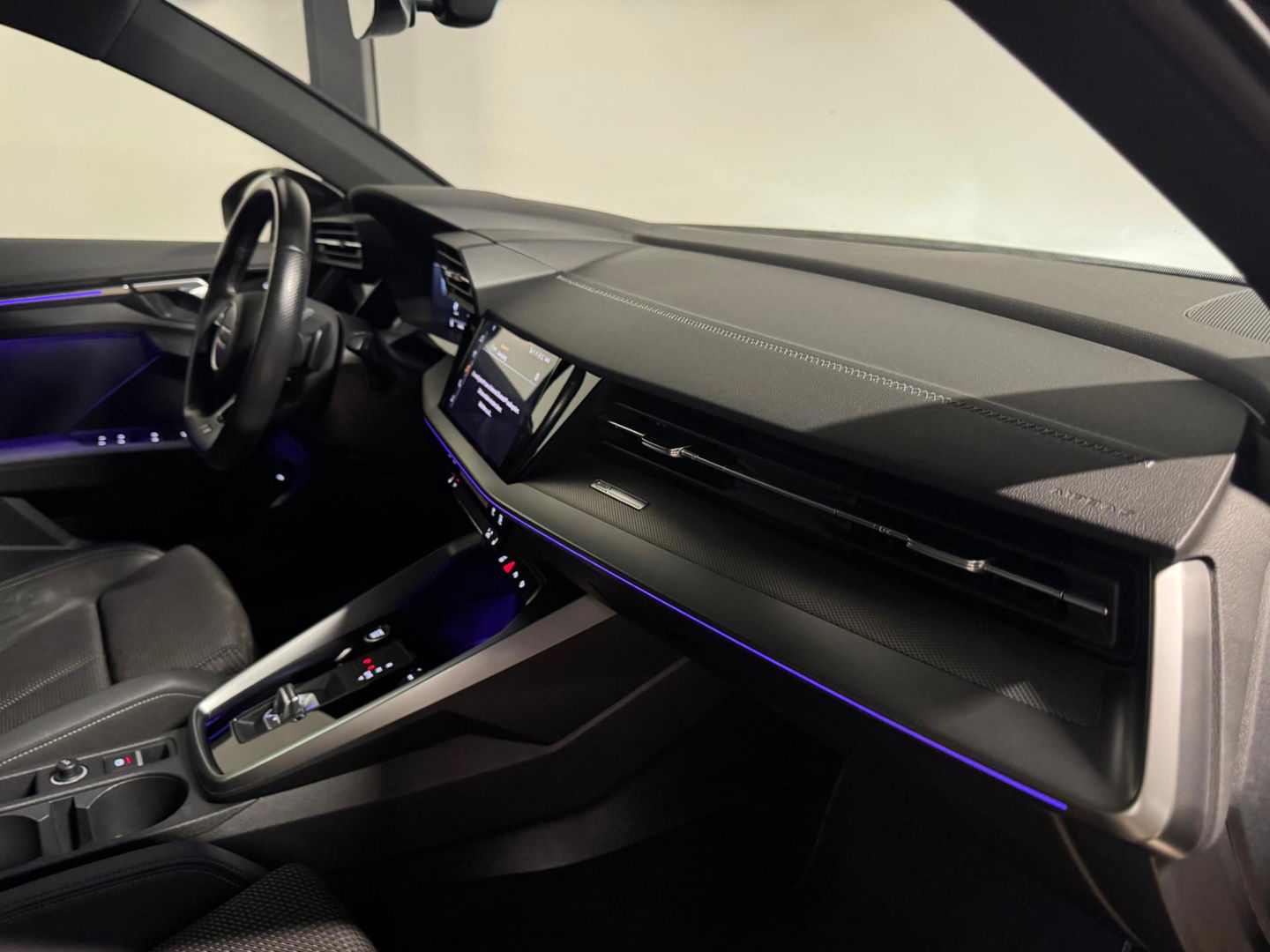 Audi A3 Sportback 35 TFSI S-Line PANO KEYLESS SFEER VOL'