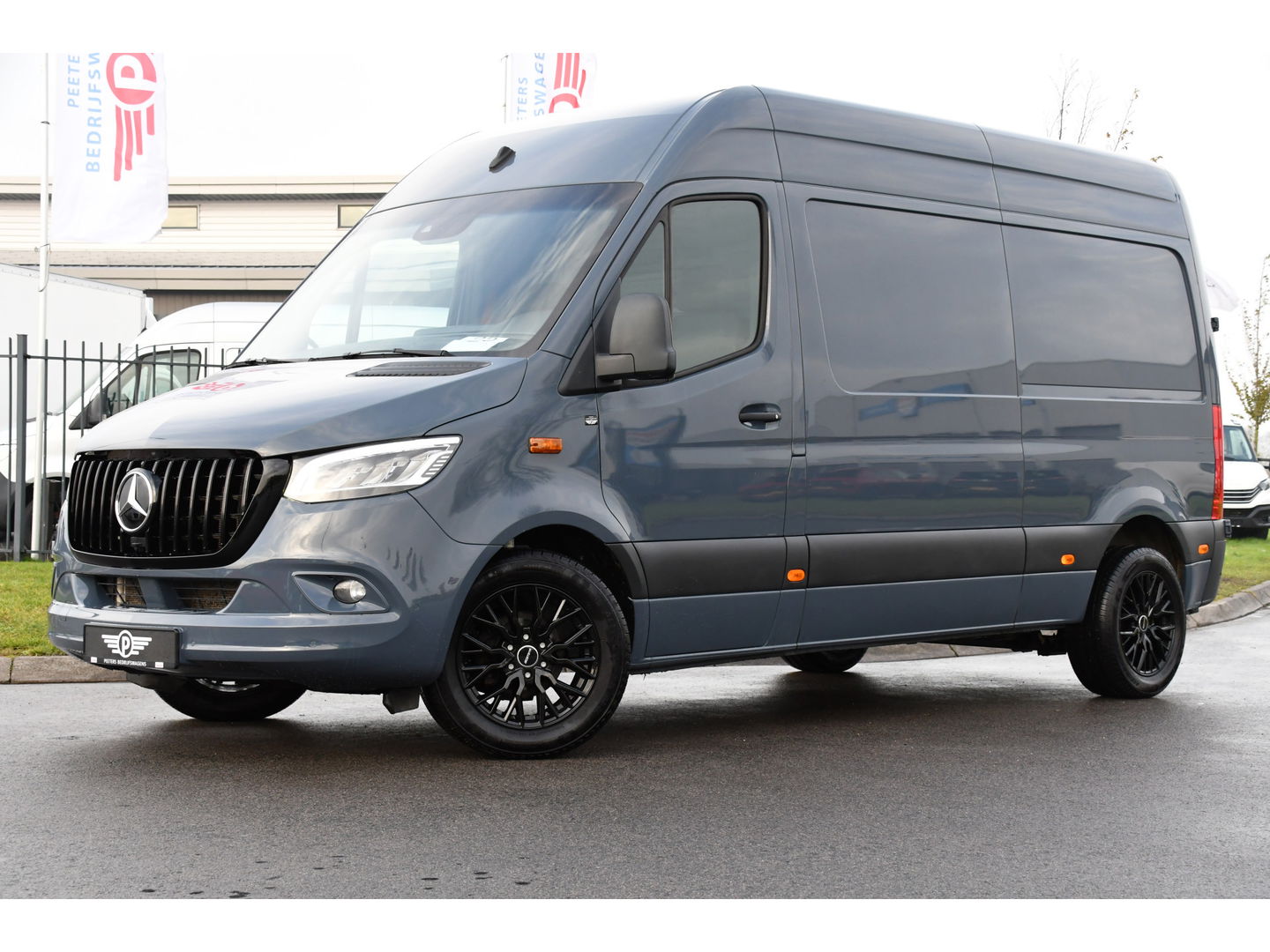 Mercedes-Benz Sprinter 315 1.9 CDI L2H2 FWD AMG Edition Adaptieve Cruise, 360 Camera, LED, Carplay, NAVI, Sensoren, Automaat, 150pk, Uniek! VERKOCHT...!