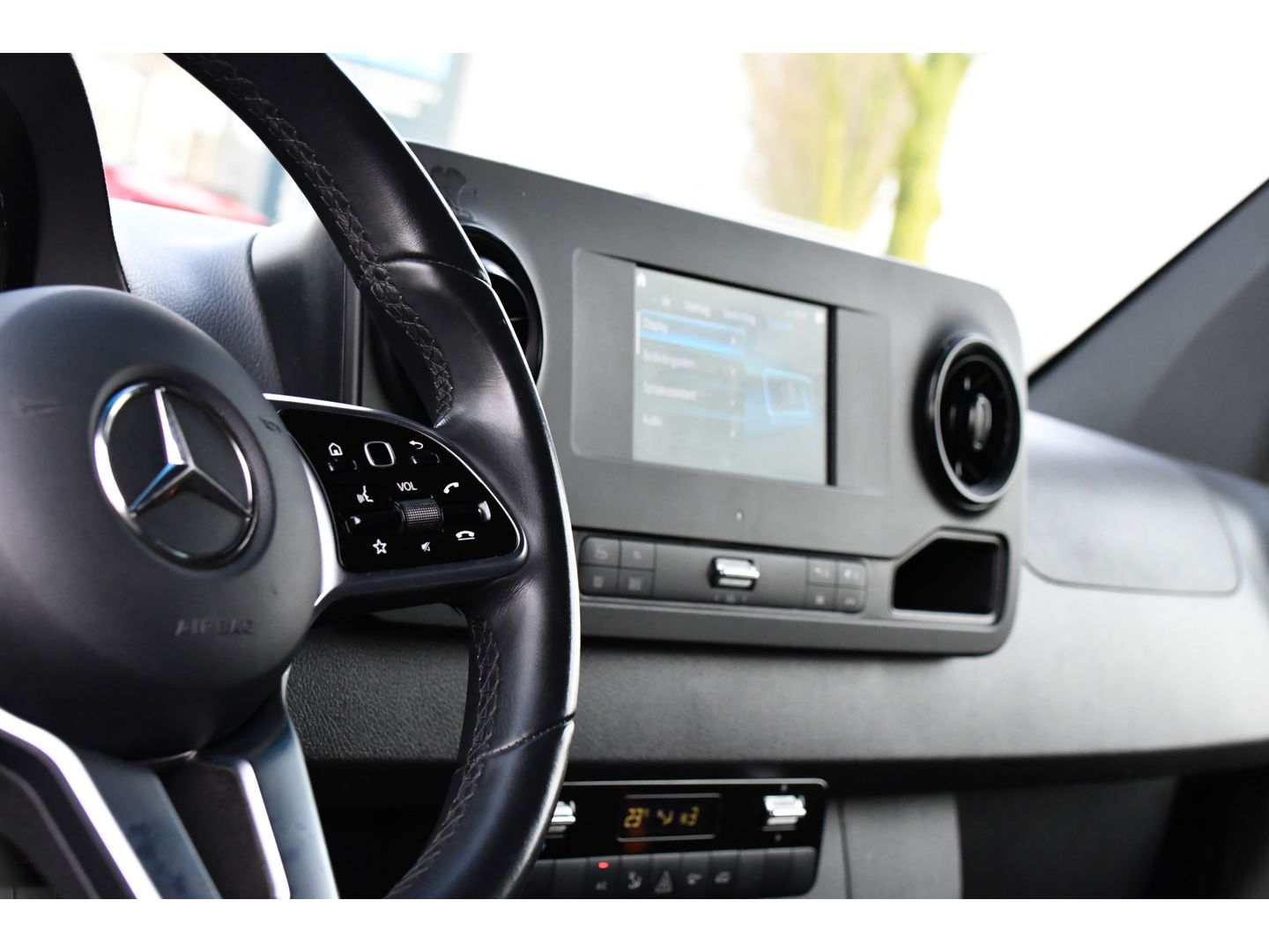 Mercedes-Benz Sprinter 315 1.9 CDI L2H2 FWD AMG Edition Adaptieve Cruise, 360 Camera, LED, Carplay, NAVI, Sensoren, Automaat, 150pk, Uniek! VERKOCHT...!