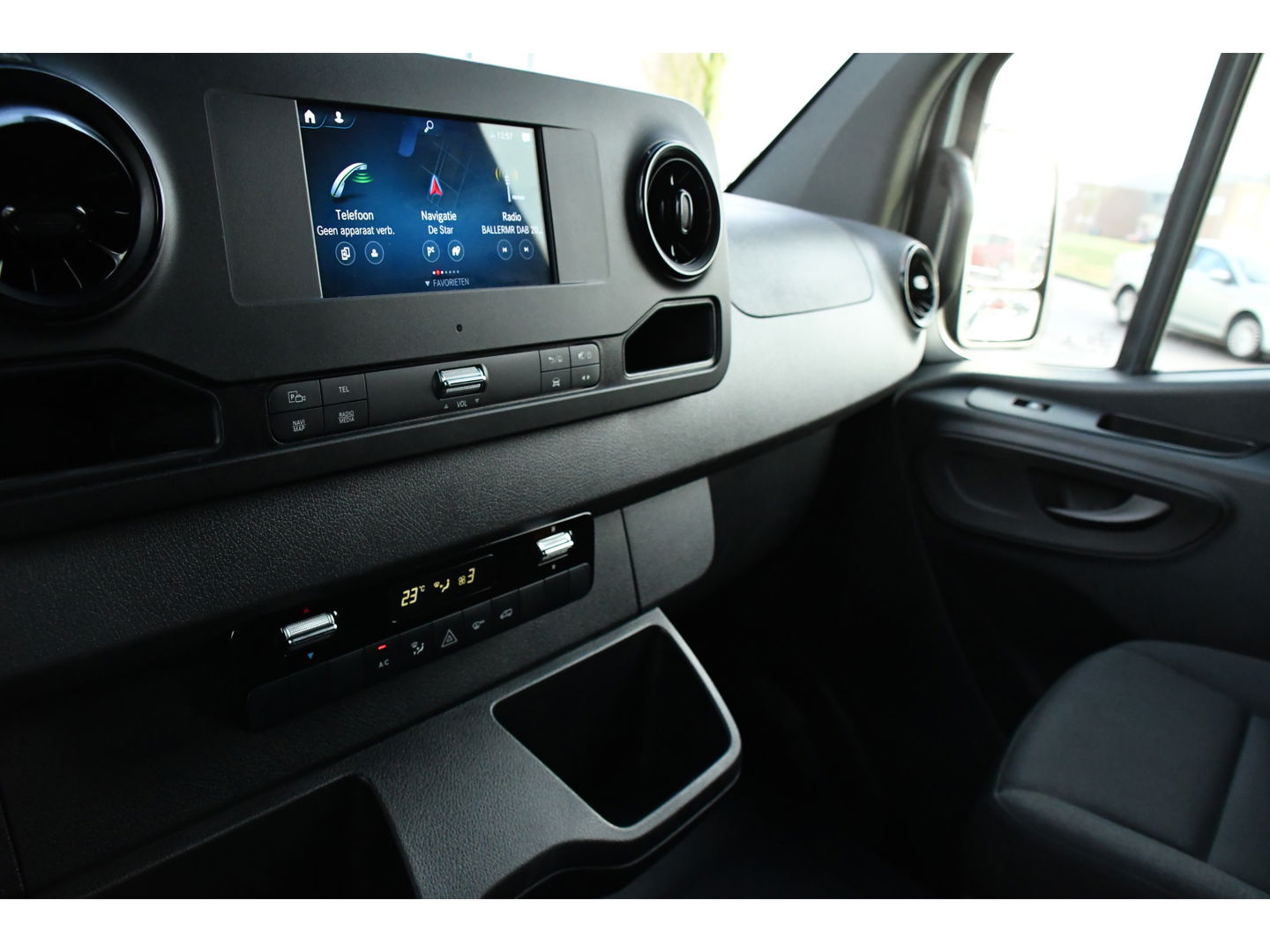 Mercedes-Benz Sprinter 315 1.9 CDI L2H2 FWD AMG Edition Adaptieve Cruise, 360 Camera, LED, Carplay, NAVI, Sensoren, Automaat, 150pk, Uniek! VERKOCHT...!