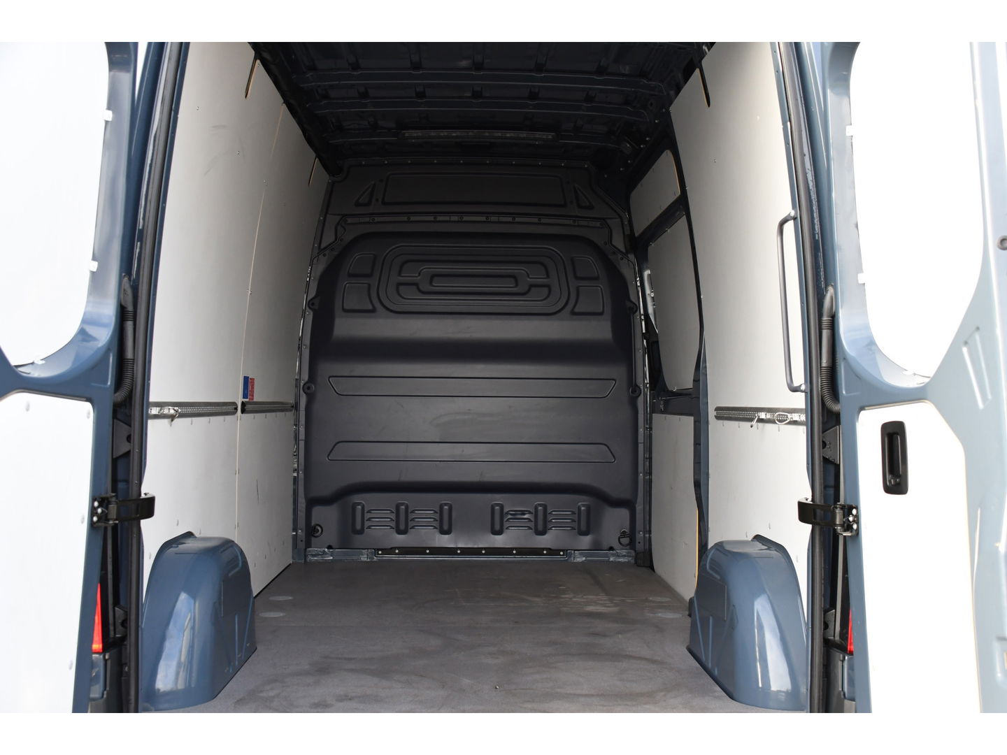 Mercedes-Benz Sprinter 315 1.9 CDI L2H2 FWD AMG Edition Adaptieve Cruise, 360 Camera, LED, Carplay, NAVI, Sensoren, Automaat, 150pk, Uniek! VERKOCHT...!