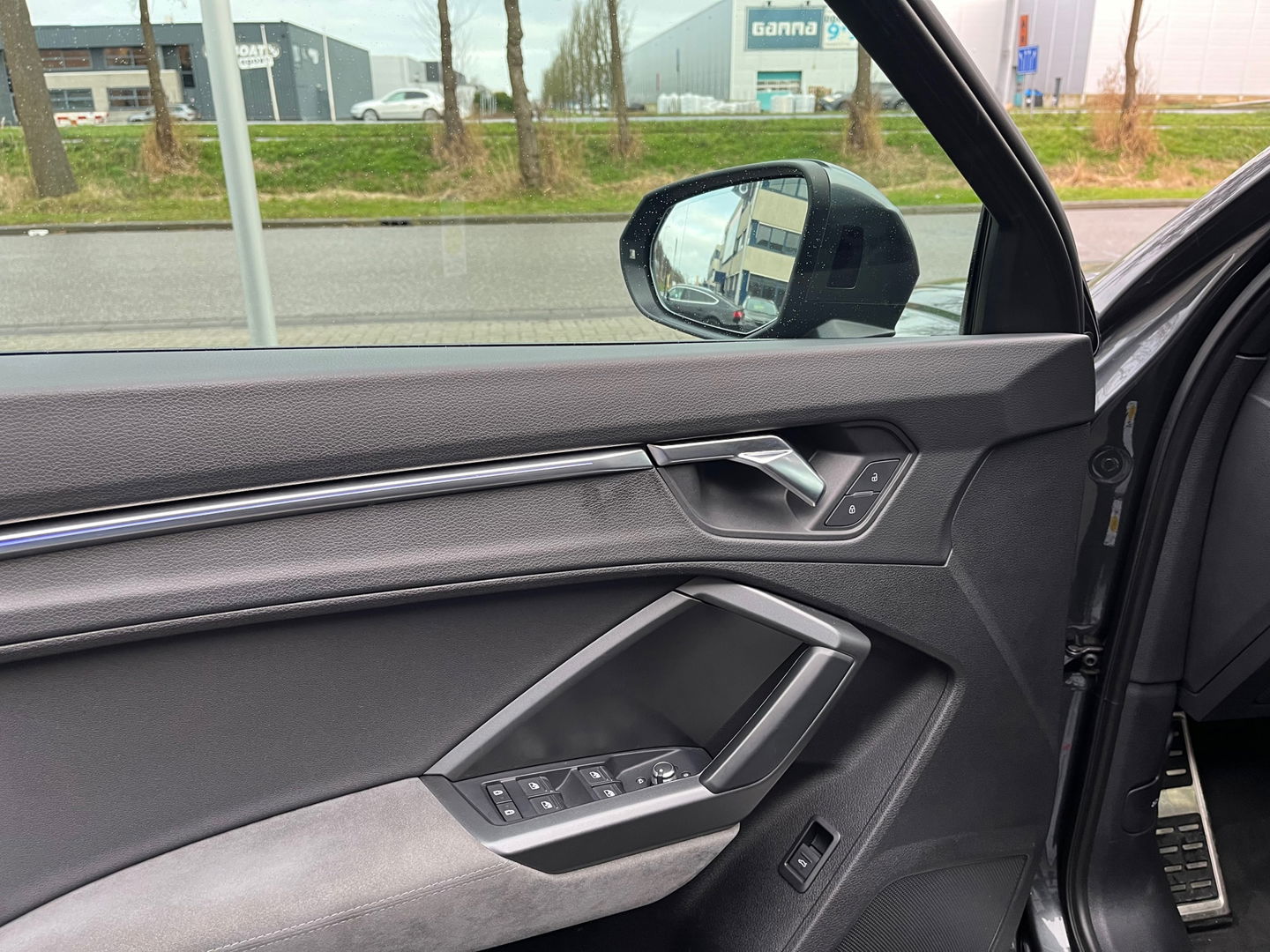 Audi Q3 Sportback 45 TFSI Quattro S-Line|Pano|ACC|Matrix|360Camera|Keyless|Ambient Light|Virtual Cockpit|230PK