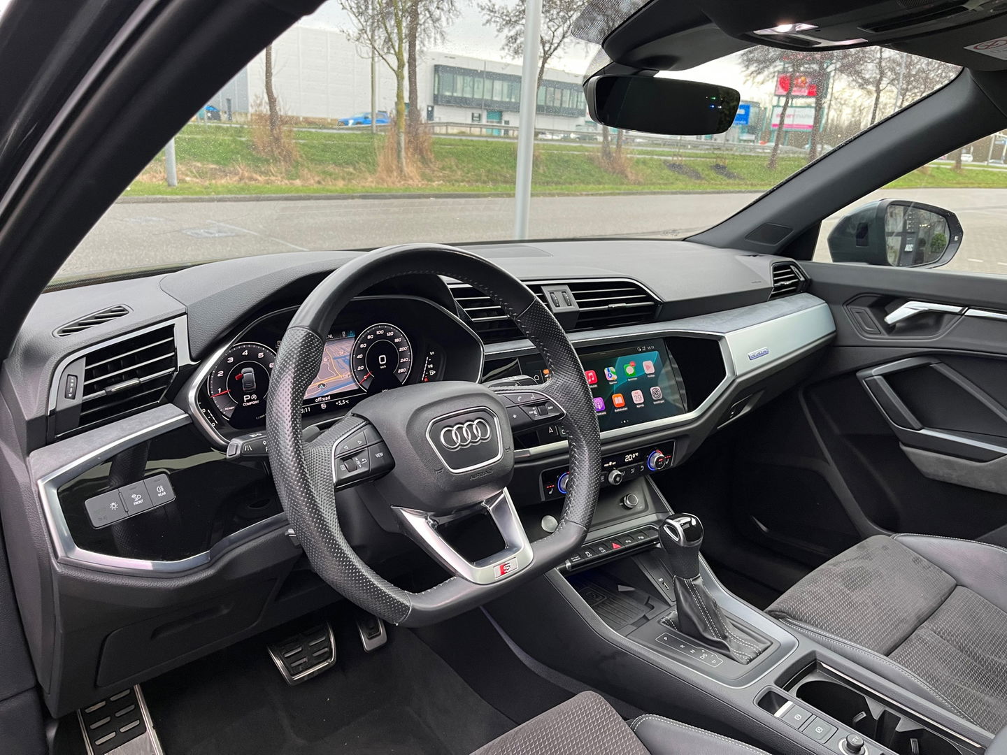 Audi Q3 Sportback 45 TFSI Quattro S-Line|Pano|ACC|Matrix|360Camera|Keyless|Ambient Light|Virtual Cockpit|230PK