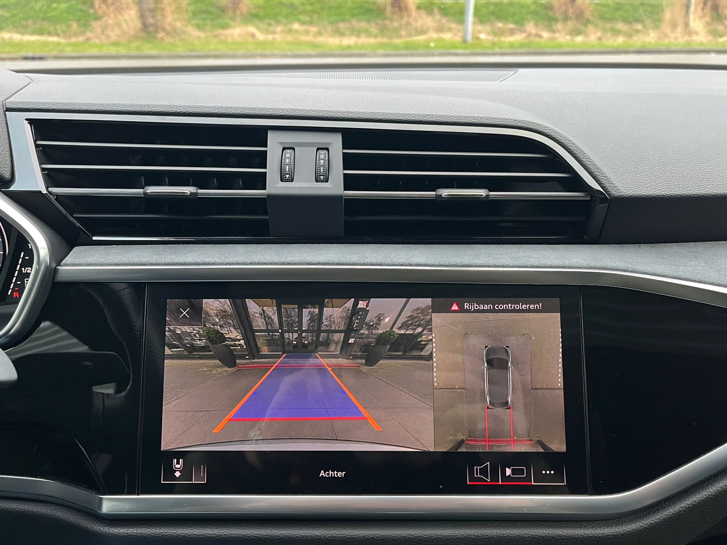 Audi Q3 Sportback 45 TFSI Quattro S-Line|Pano|ACC|Matrix|360Camera|Keyless|Ambient Light|Virtual Cockpit|230PK