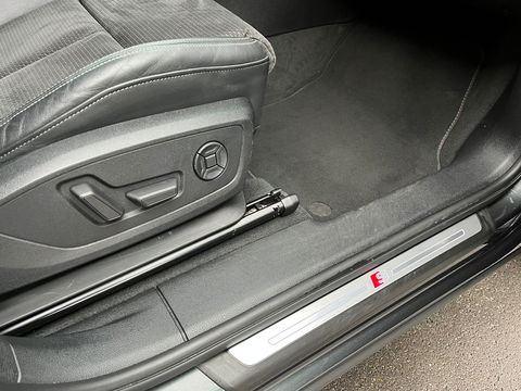 Audi Q3 Sportback 45 TFSI Quattro S-Line|Pano|ACC|Matrix|360Camera|Keyless|Ambient Light|Virtual Cockpit|230PK