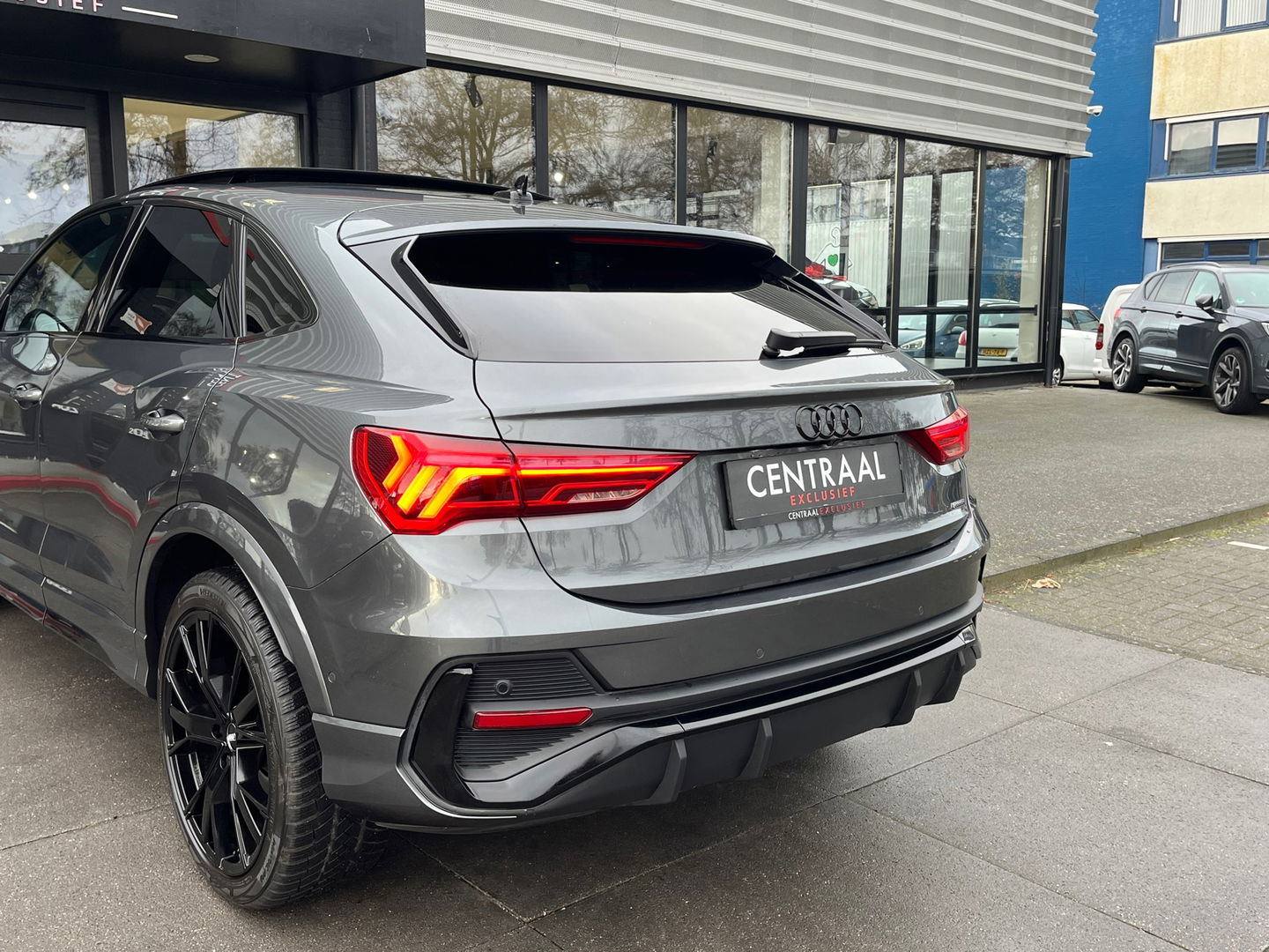 Audi Q3 Sportback 45 TFSI Quattro S-Line|Pano|ACC|Matrix|360Camera|Keyless|Ambient Light|Virtual Cockpit|230PK