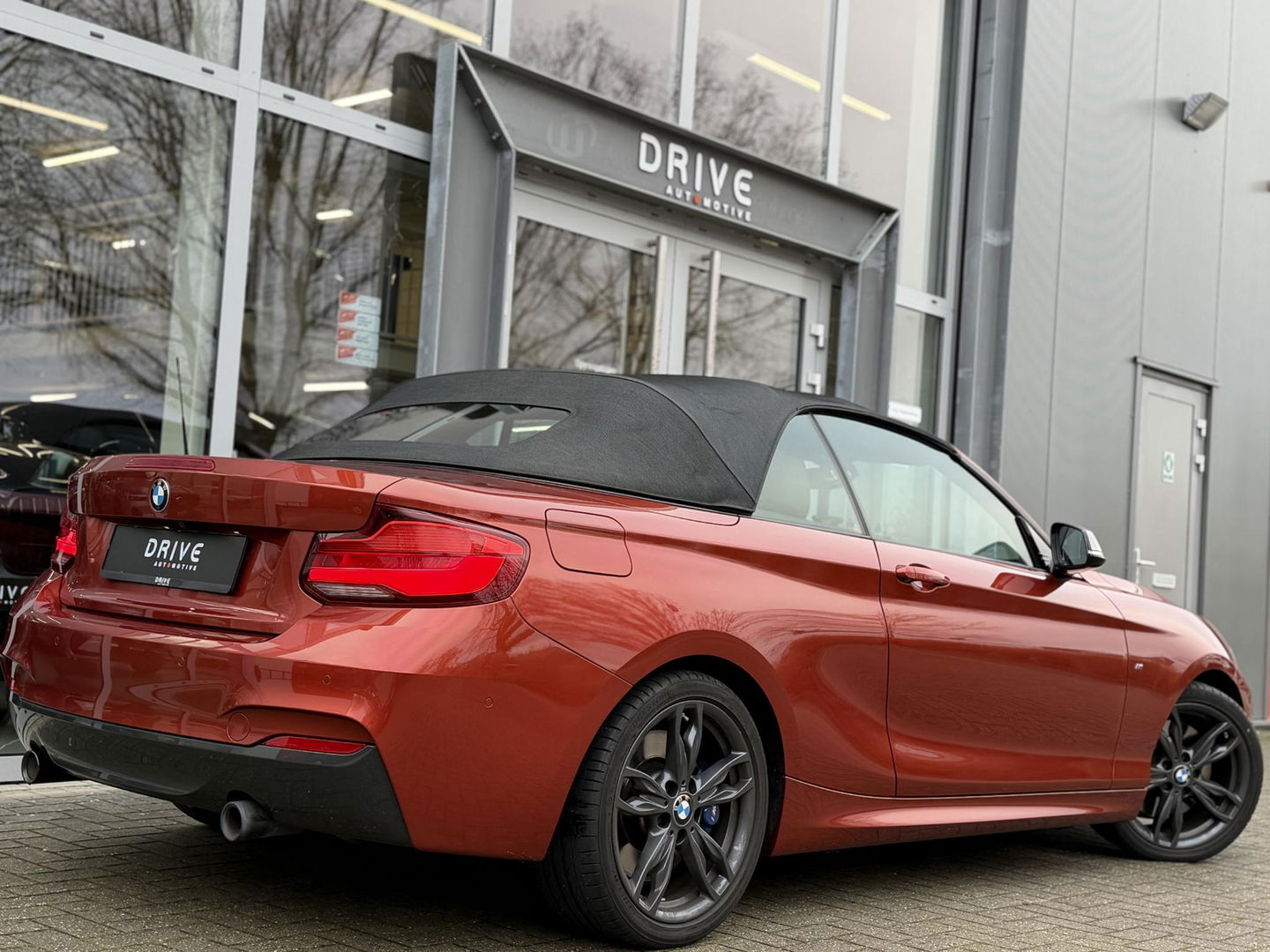 BMW 2 Serie Cabrio M240i High Ex. M-Sport Plus |Full Option|Orgineel NL|Dealer onderhouden