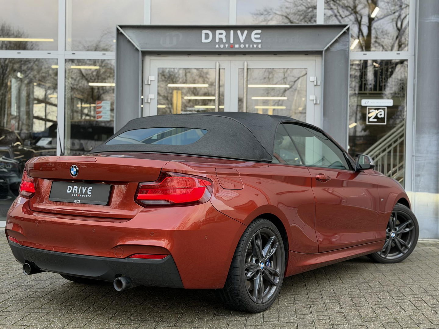 BMW 2 Serie Cabrio M240i High Ex. M-Sport Plus |Full Option|Orgineel NL|Dealer onderhouden