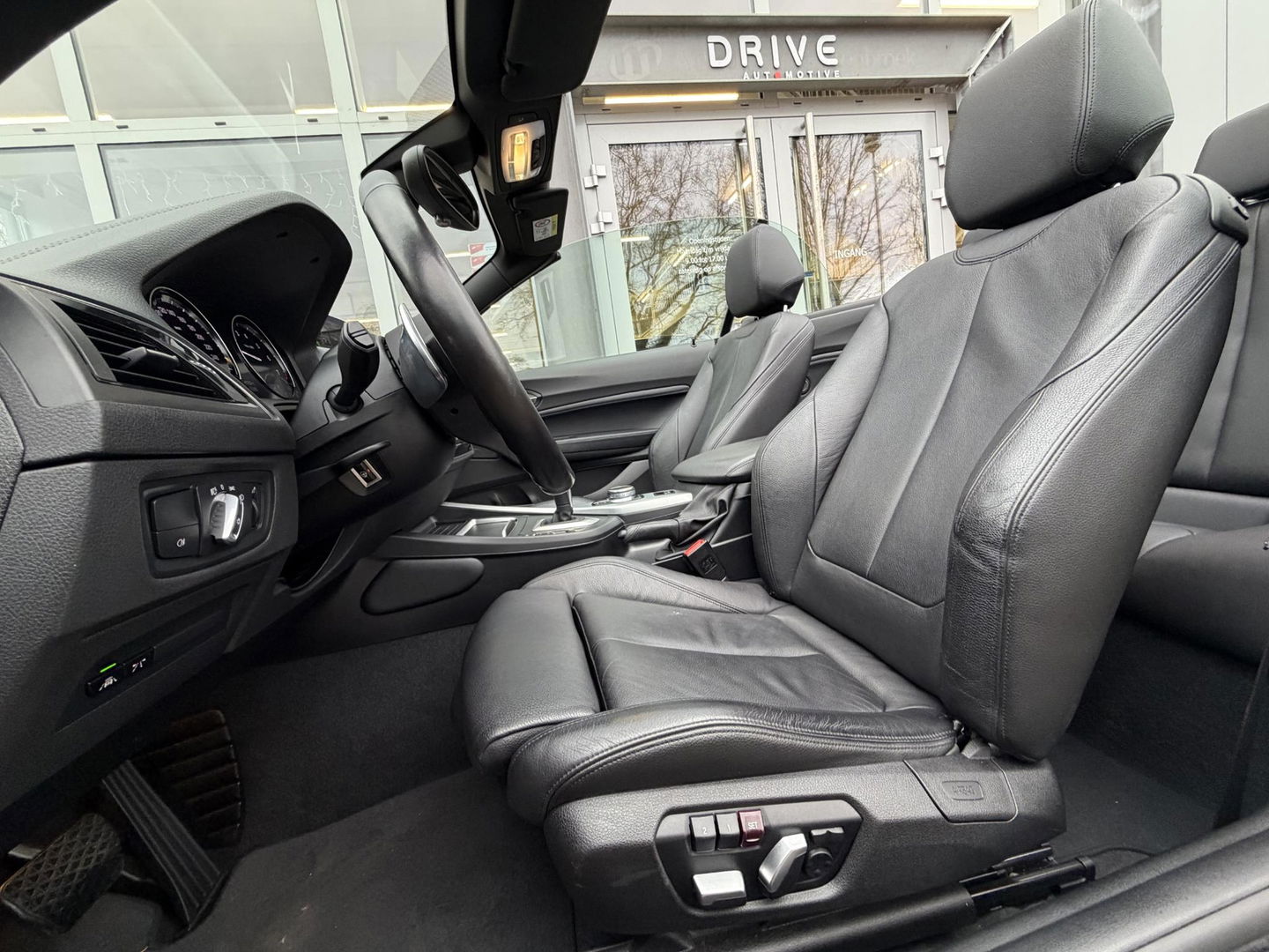BMW 2 Serie Cabrio M240i High Ex. M-Sport Plus |Full Option|Orgineel NL|Dealer onderhouden