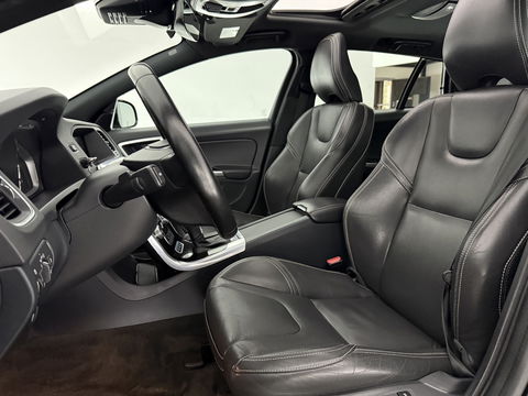 Volvo V60 2.4 D6 Twin Engine R-Design | 221PK | Pano | Memory | Clima | Adap.Cruise | Camera | Navi | Trekh. | Stoelverw.