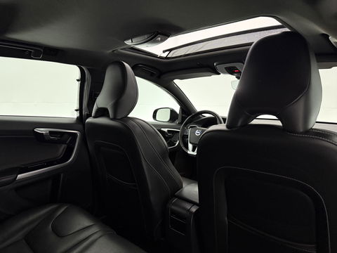 Volvo V60 2.4 D6 Twin Engine R-Design | 221PK | Pano | Memory | Clima | Adap.Cruise | Camera | Navi | Trekh. | Stoelverw.