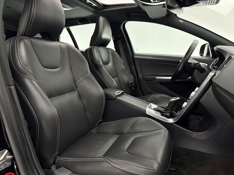 Volvo V60 2.4 D6 Twin Engine R-Design | 221PK | Pano | Memory | Clima | Adap.Cruise | Camera | Navi | Trekh. | Stoelverw.