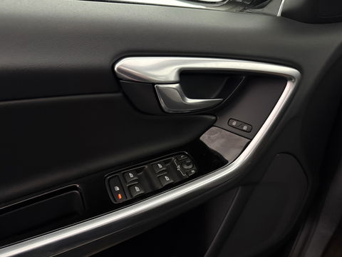 Volvo V60 2.4 D6 Twin Engine R-Design | 221PK | Pano | Memory | Clima | Adap.Cruise | Camera | Navi | Trekh. | Stoelverw.