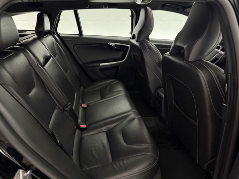 Volvo V60 2.4 D6 Twin Engine R-Design | 221PK | Pano | Memory | Clima | Adap.Cruise | Camera | Navi | Trekh. | Stoelverw.