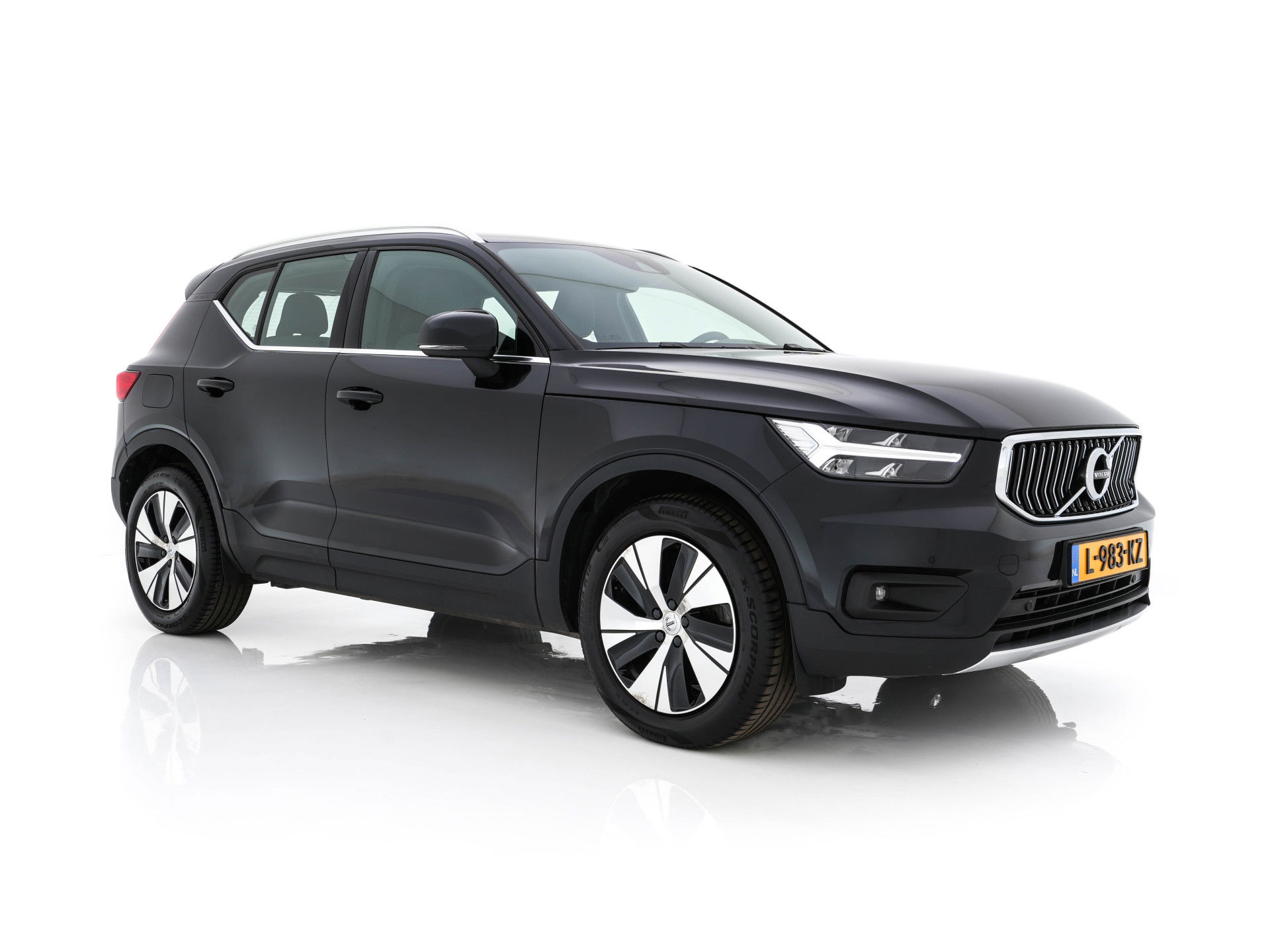 Volvo XC40 1.5 T5 Recharge Business Pro ( PLUG-IN ) (INCL-BTW) *AUT | NAVI-FULLMAP | DIGI-COCKPIT | CLIMA | KEYLESS | DAB | HEATED-SPORTSEATS | FULL-LED | ADAPTIVE-CRUISE | CAMERA | 18'' ALU*