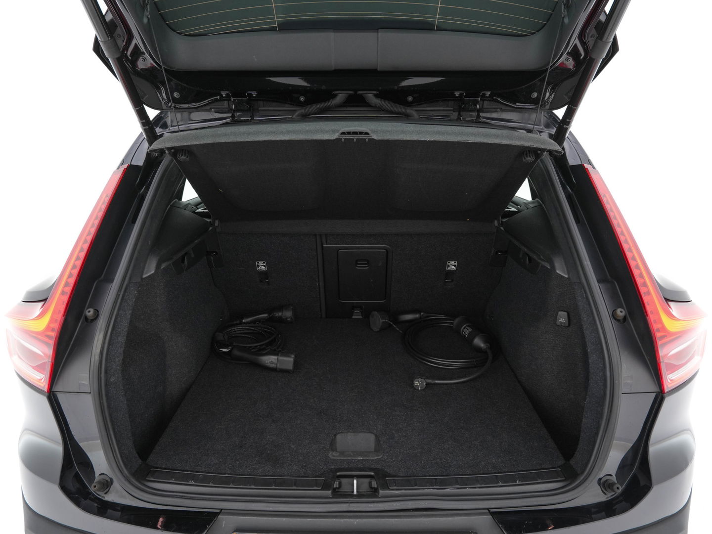 Volvo XC40 1.5 T5 Recharge Business Pro ( PLUG-IN ) (INCL-BTW) *AUT | NAVI-FULLMAP | DIGI-COCKPIT | CLIMA | KEYLESS | DAB | HEATED-SPORTSEATS | FULL-LED | ADAPTIVE-CRUISE | CAMERA | 18'' ALU*