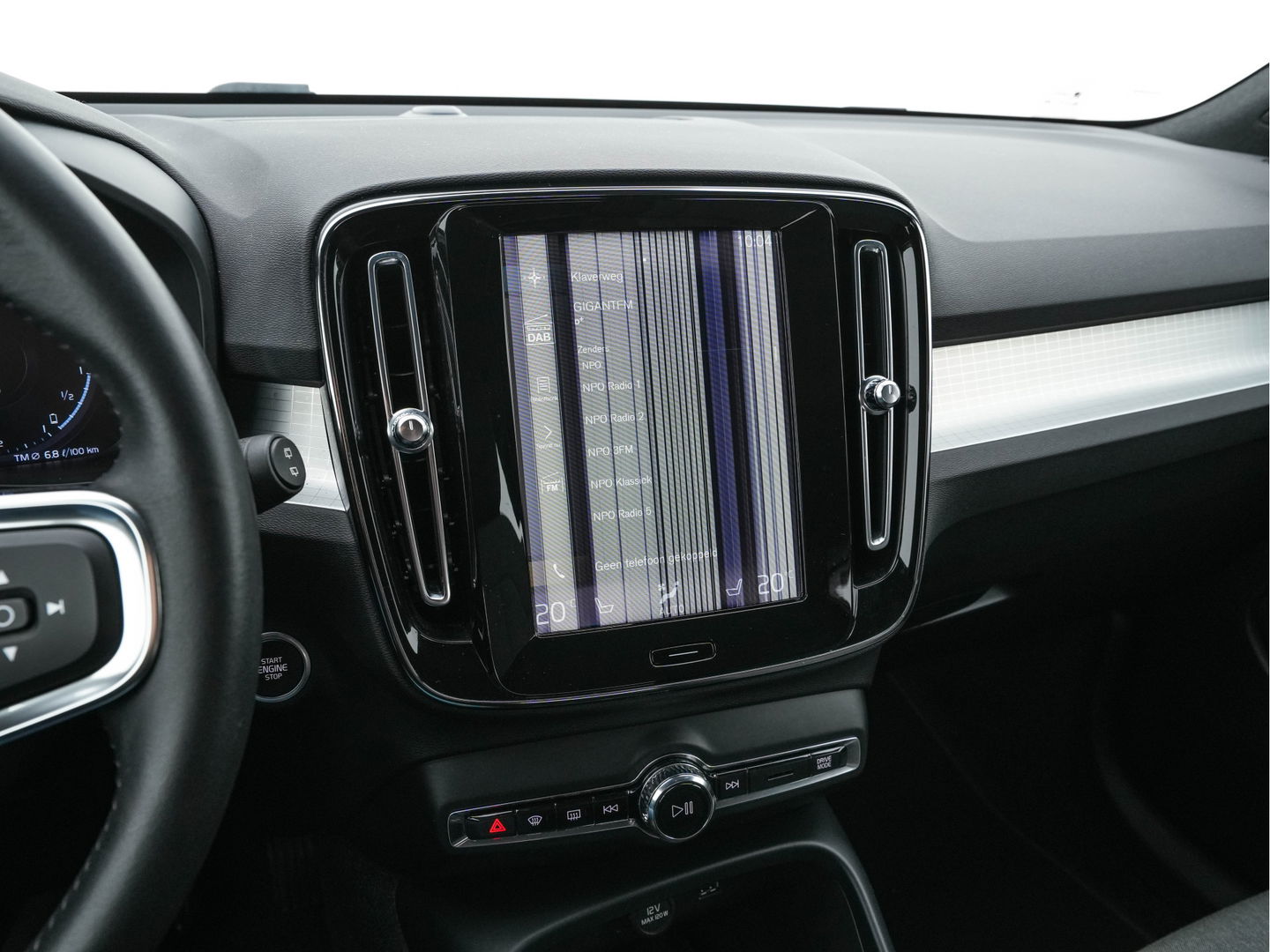 Volvo XC40 1.5 T5 Recharge Business Pro ( PLUG-IN ) (INCL-BTW) *AUT | NAVI-FULLMAP | DIGI-COCKPIT | CLIMA | KEYLESS | DAB | HEATED-SPORTSEATS | FULL-LED | ADAPTIVE-CRUISE | CAMERA | 18'' ALU*