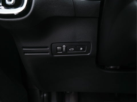 Volvo XC40 1.5 T5 Recharge Business Pro ( PLUG-IN ) (INCL-BTW) *AUT | NAVI-FULLMAP | DIGI-COCKPIT | CLIMA | KEYLESS | DAB | HEATED-SPORTSEATS | FULL-LED | ADAPTIVE-CRUISE | CAMERA | 18'' ALU*