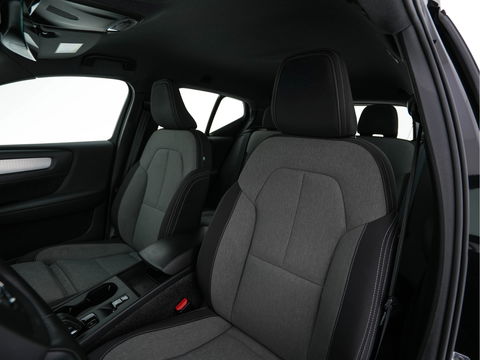 Volvo XC40 1.5 T5 Recharge Business Pro ( PLUG-IN ) (INCL-BTW) *AUT | NAVI-FULLMAP | DIGI-COCKPIT | CLIMA | KEYLESS | DAB | HEATED-SPORTSEATS | FULL-LED | ADAPTIVE-CRUISE | CAMERA | 18'' ALU*