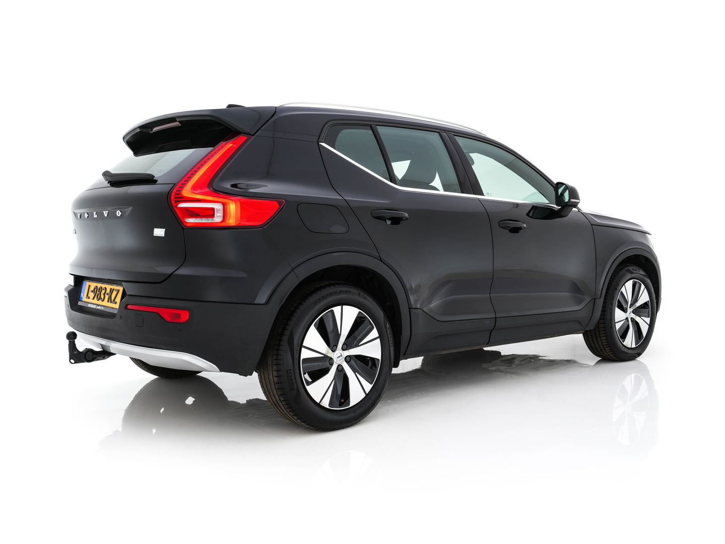 Volvo XC40 1.5 T5 Recharge Business Pro ( PLUG-IN ) (INCL-BTW) *AUT | NAVI-FULLMAP | DIGI-COCKPIT | CLIMA | KEYLESS | DAB | HEATED-SPORTSEATS | FULL-LED | ADAPTIVE-CRUISE | CAMERA | 18'' ALU*