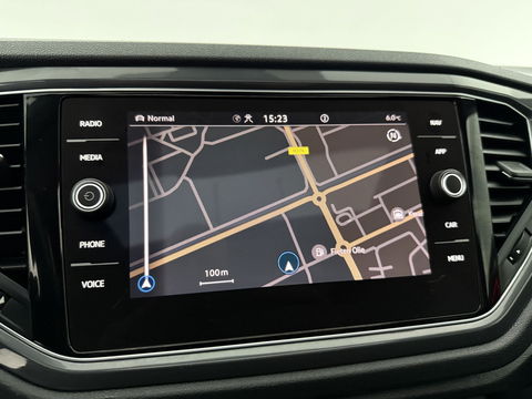 Volkswagen T-Roc 1.5 TSI R-Line | Pano | Sfeer | Virtual | Trekh. | Carplay | Adap. Cruise | Navi | NAP