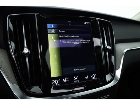 Volvo V60 2.0 T8 Recharge AWD Inscription 390PK | Pano-dak | ACC | Elek. Trekhaak | Camera | Stoel + stuurverw. | 19 inch