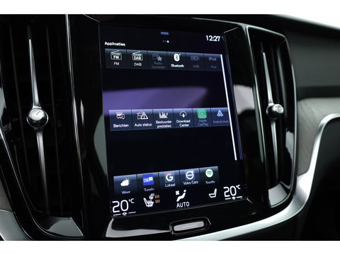 Volvo V60 2.0 T8 Recharge AWD Inscription 390PK | Pano-dak | ACC | Elek. Trekhaak | Camera | Stoel + stuurverw. | 19 inch