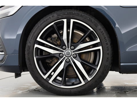 Volvo V60 2.0 T8 Recharge AWD Inscription 390PK | Pano-dak | ACC | Elek. Trekhaak | Camera | Stoel + stuurverw. | 19 inch