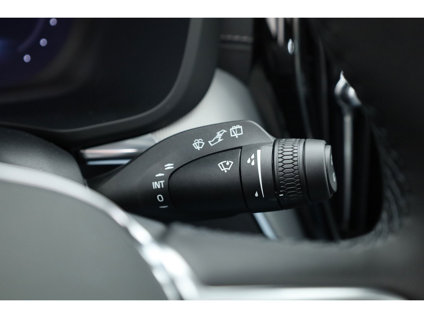 Volvo XC60 T8 Plug-in hybrid Ultra Black Edition | Facelift | Pano | HUD | Harman Kardon | Memory Seats | Pilot Assist | 360cam