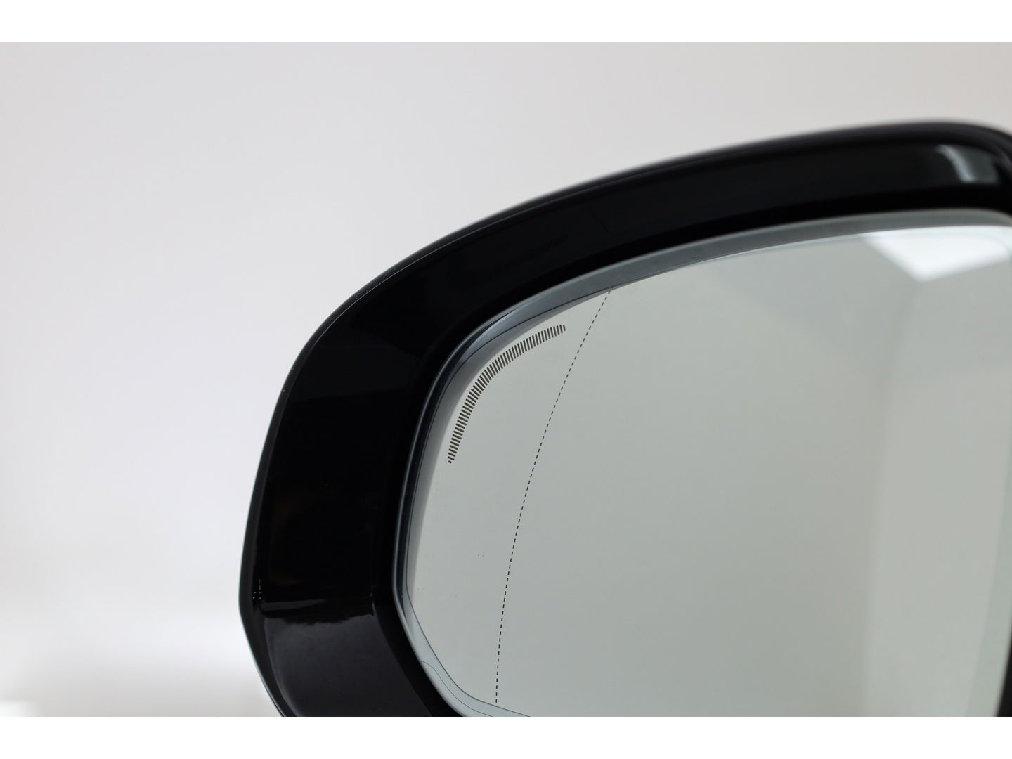 Volvo XC60 T8 Plug-in hybrid Ultra Black Edition | Facelift | Pano | HUD | Harman Kardon | Memory Seats | Pilot Assist | 360cam