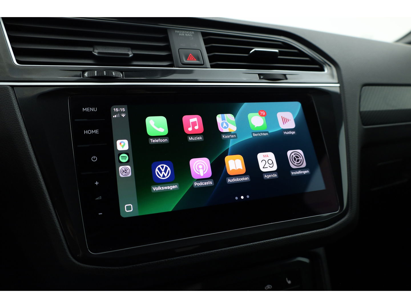 Volkswagen Tiguan 1.5 TSI R-Line | Adapt. Cruise | Trekhaak | CarPlay | Navi | IQ. Light | All Season | Stoelverw. | Keyless