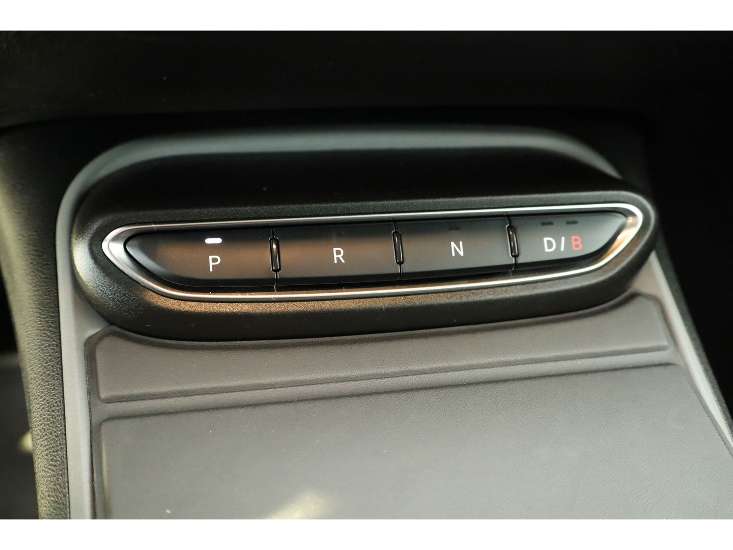 Jeep Avenger Longitude 54 kWh | Cruise Control | All Season | Apple CarPlay & Android Auto | Stoelverw. | PDC+ A |