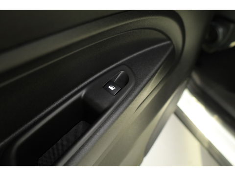 Jeep Avenger Longitude 54 kWh | Cruise Control | All Season | Apple CarPlay & Android Auto | Stoelverw. | PDC+ A |