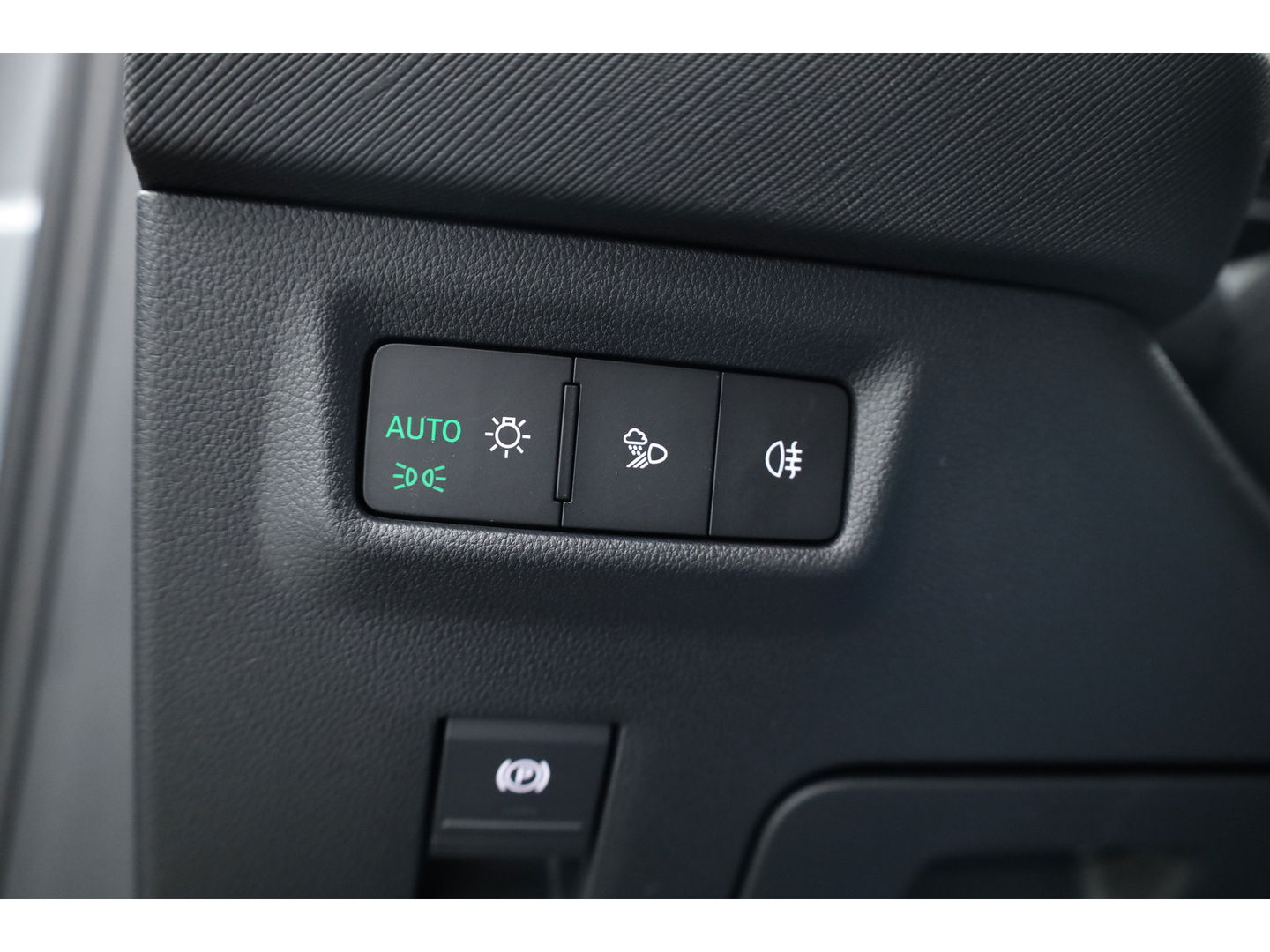 Škoda Kodiaq 1.5 TSI PHEV Sportline Business | Apple CarPlay & Android Auto | Pano | Adapt. Cruise | Trekhaak | Memory | 360cam | Dodehoekdetector