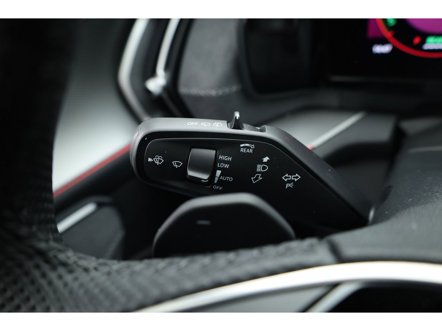 Škoda Kodiaq 1.5 TSI PHEV Sportline Business | Apple CarPlay & Android Auto | Pano | Adapt. Cruise | Trekhaak | Memory | 360cam | Dodehoekdetector