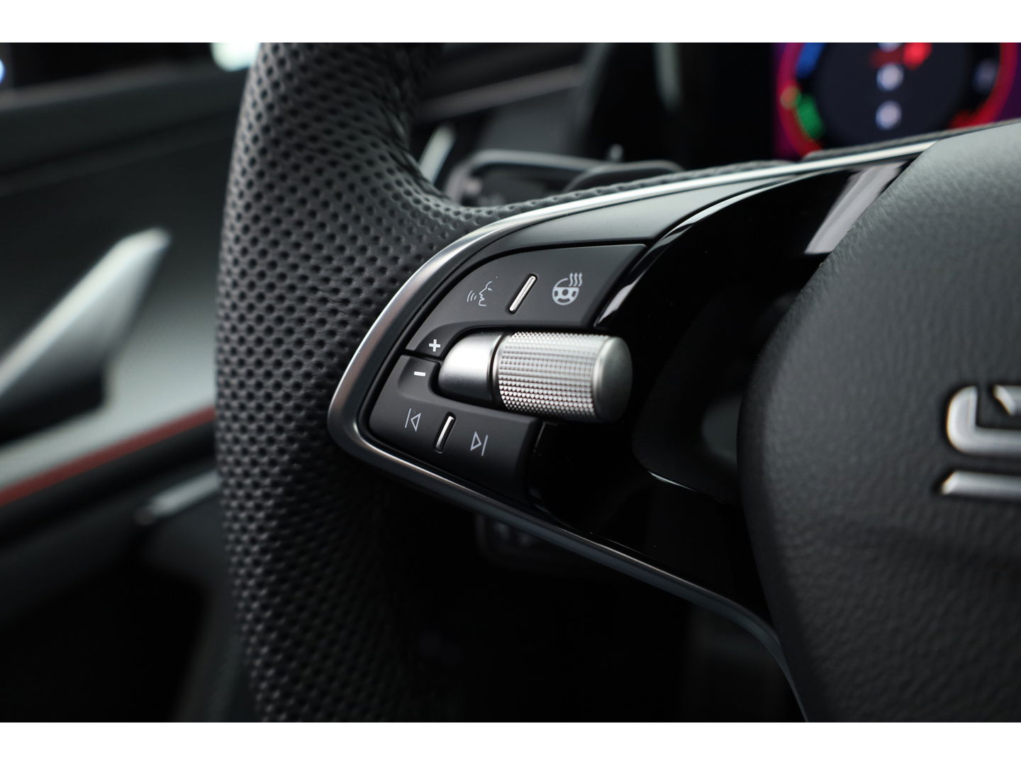 Škoda Kodiaq 1.5 TSI PHEV Sportline Business | Apple CarPlay & Android Auto | Pano | Adapt. Cruise | Trekhaak | Memory | 360cam | Dodehoekdetector