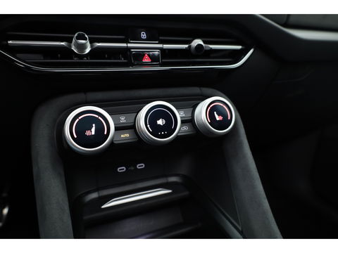 Škoda Kodiaq 1.5 TSI PHEV Sportline Business | Apple CarPlay & Android Auto | Pano | Adapt. Cruise | Trekhaak | Memory | 360cam | Dodehoekdetector