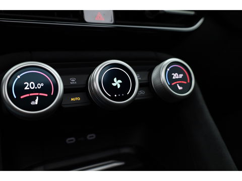 Škoda Kodiaq 1.5 TSI PHEV Sportline Business | Apple CarPlay & Android Auto | Pano | Adapt. Cruise | Trekhaak | Memory | 360cam | Dodehoekdetector