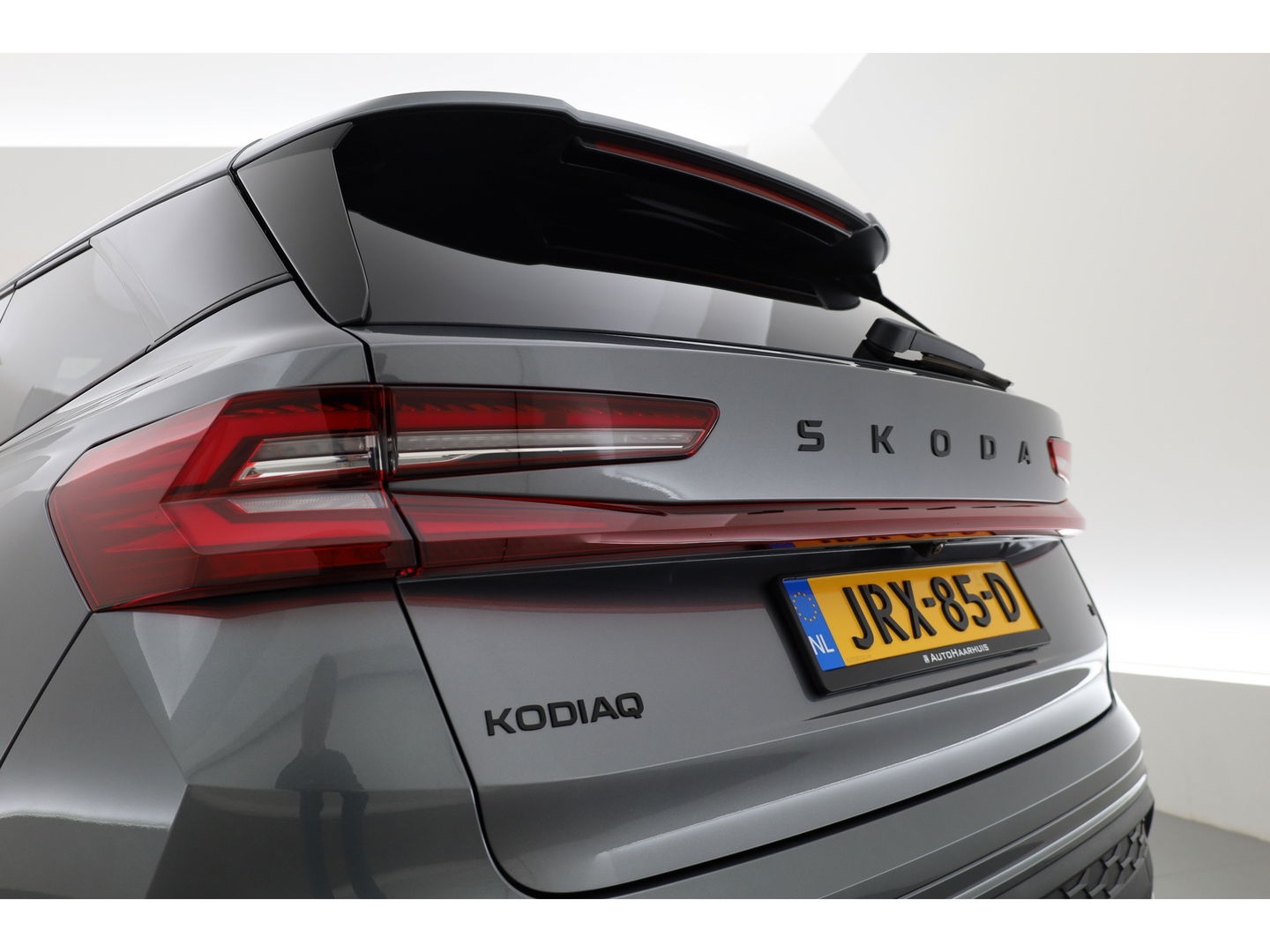 Škoda Kodiaq 1.5 TSI PHEV Sportline Business | Apple CarPlay & Android Auto | Pano | Adapt. Cruise | Trekhaak | Memory | 360cam | Dodehoekdetector