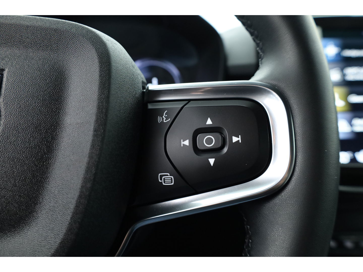 Volvo XC40 1.5 T5 Plug-in hybrid Core Bright | Facelift | ACC | 360 camera | Elek. Stoelen | Blis | Stoel + stuurverw. | Tailord Wool