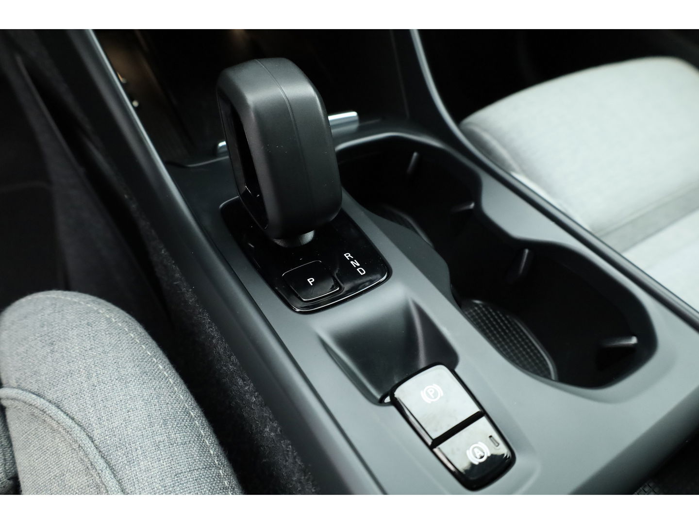 Volvo XC40 1.5 T5 Plug-in hybrid Core Bright | Facelift | ACC | 360 camera | Elek. Stoelen | Blis | Stoel + stuurverw. | Tailord Wool