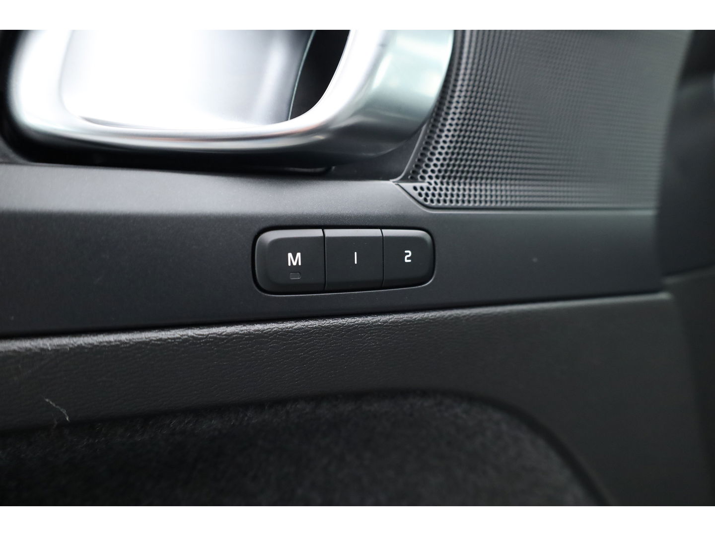 Volvo XC40 1.5 T5 Plug-in hybrid Core Bright | Facelift | ACC | 360 camera | Elek. Stoelen | Blis | Stoel + stuurverw. | Tailord Wool