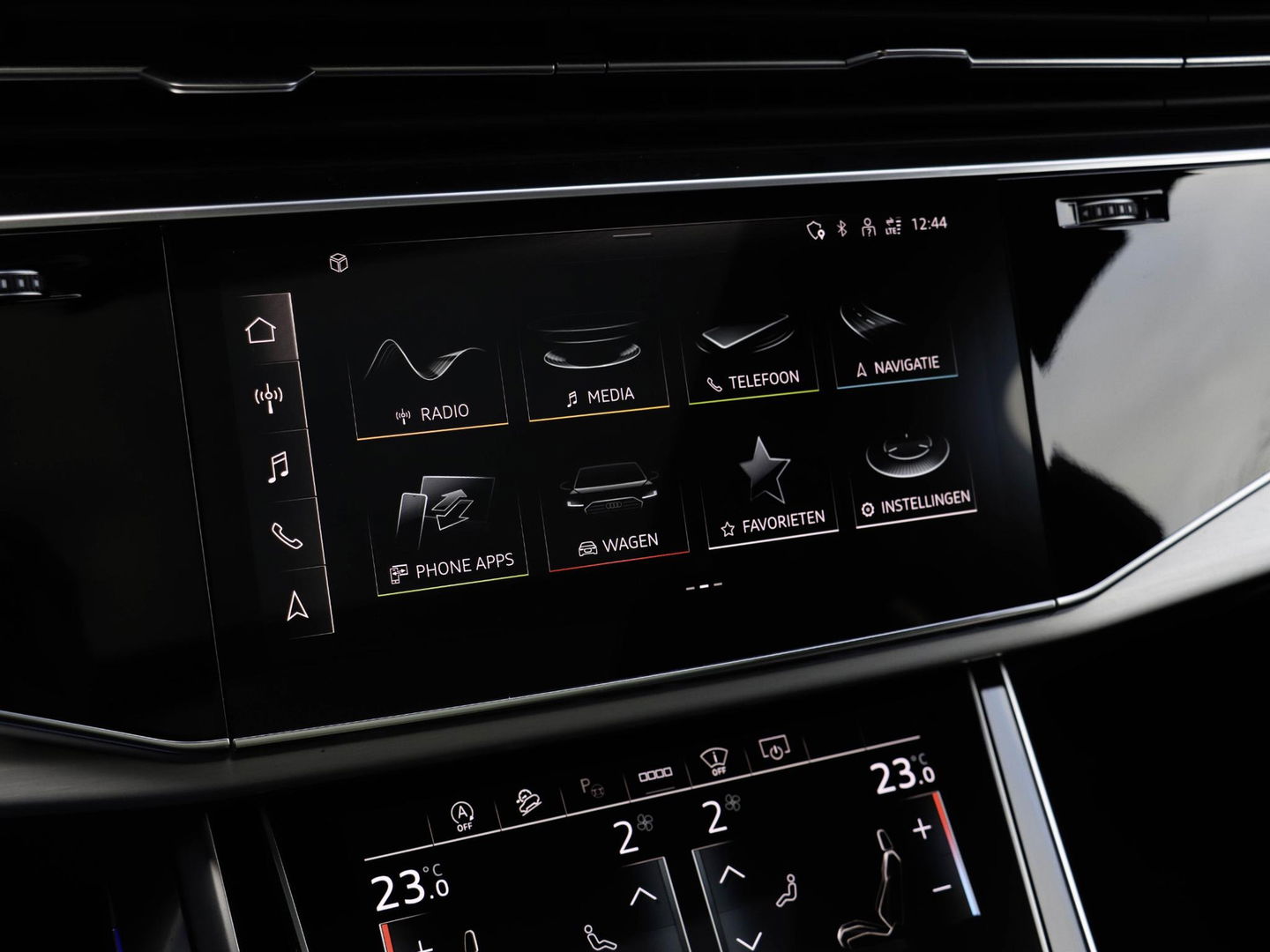 Audi SQ7 4.0 TFSI Quattro 7p 507PK Softclose Panodak B&O Trekhaak Standkachel HUD Adaptive