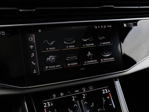 Audi SQ7 4.0 TFSI Quattro 7p 507PK Softclose Panodak B&O Trekhaak Standkachel HUD Adaptive