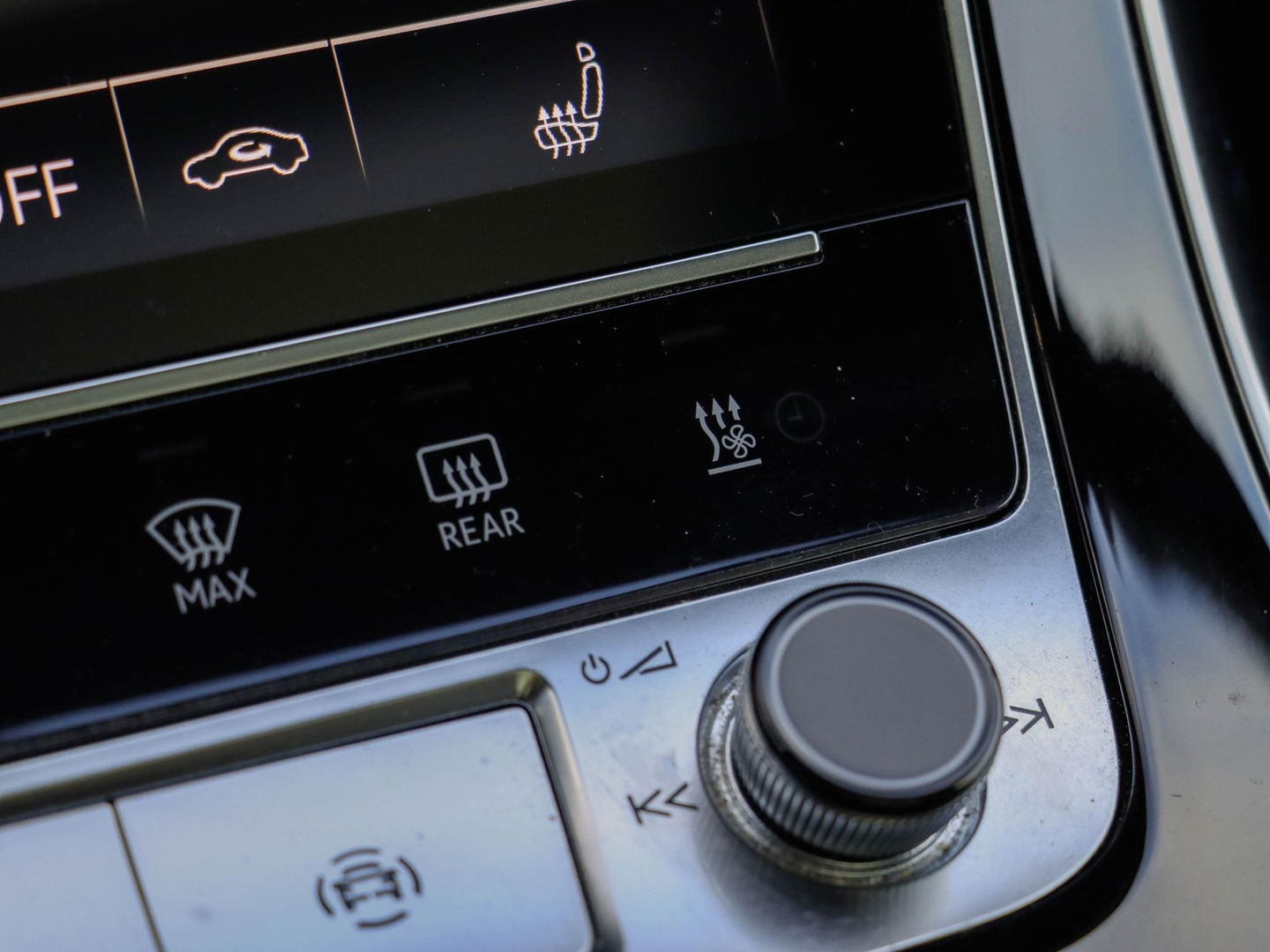 Audi SQ7 4.0 TFSI Quattro 7p 507PK Softclose Panodak B&O Trekhaak Standkachel HUD Adaptive