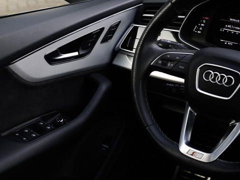 Audi SQ7 4.0 TFSI Quattro 7p 507PK Softclose Panodak B&O Trekhaak Standkachel HUD Adaptive