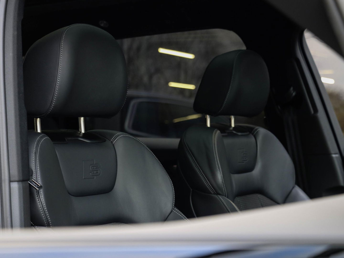 Audi SQ7 4.0 TFSI Quattro 7p 507PK Softclose Panodak B&O Trekhaak Standkachel HUD Adaptive